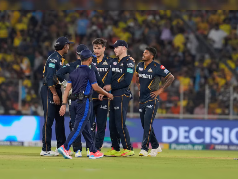 IPL 2025 Playoff Scenarios