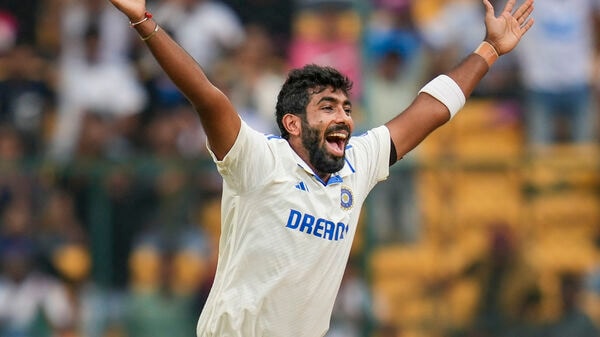 Jasprit Bumrah vs Ollie Pope