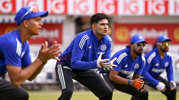 India England black armband tribute