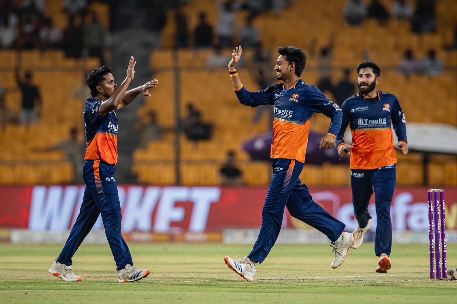 Gwalior Cheetaj vs Jabalpur MPL 2025