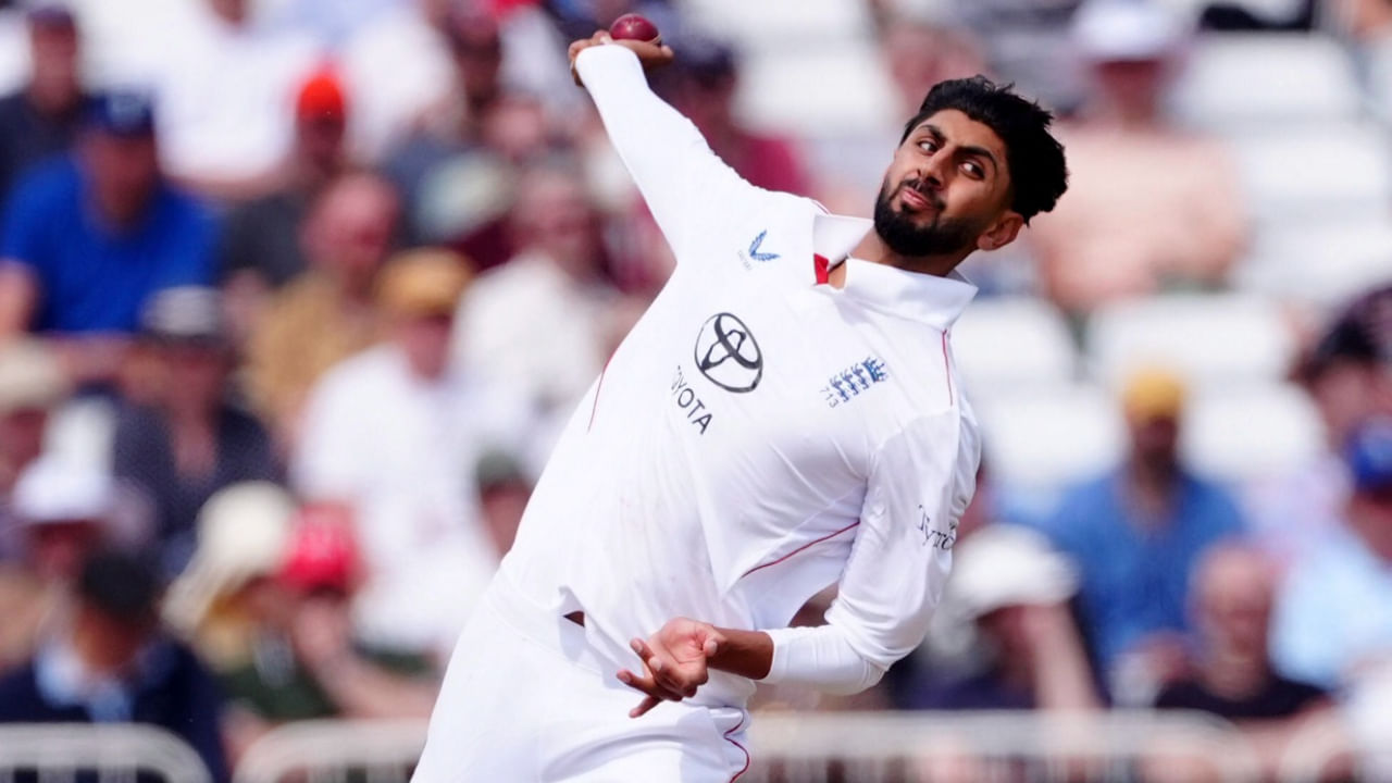 Shoaib Bashir England Cricketer