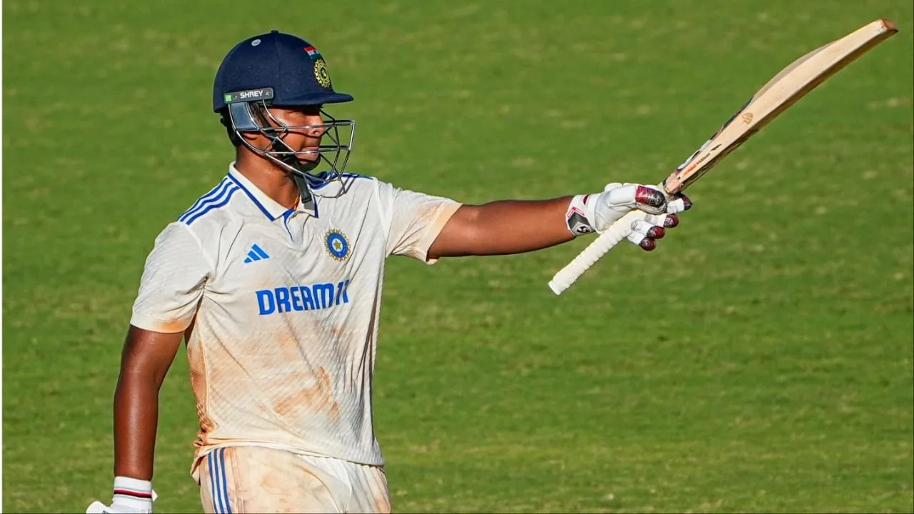 Vaibhav Suryavanshi new bats